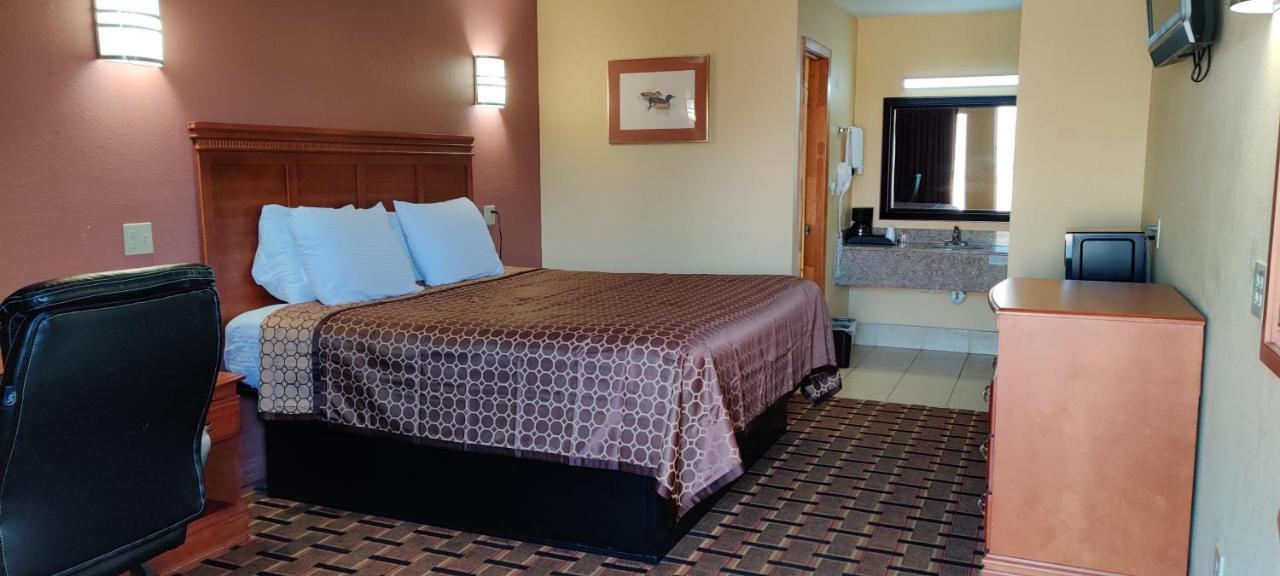 Americas Best Value Inn-Indianola Εξωτερικό φωτογραφία